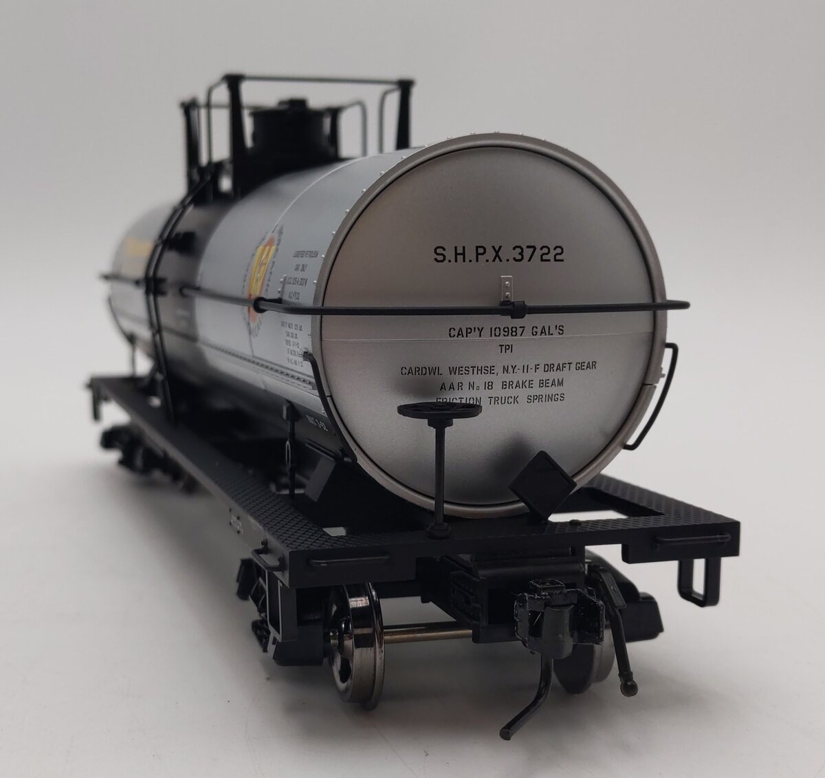 Atlas 9226-4 O Scale Wyandotte 11,000 Gallon Tank Car #3722 (2 Rail) LN/Box