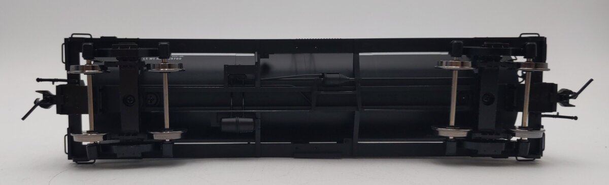 Atlas 9226-4 O Scale Wyandotte 11,000 Gallon Tank Car #3722 (2 Rail) LN/Box
