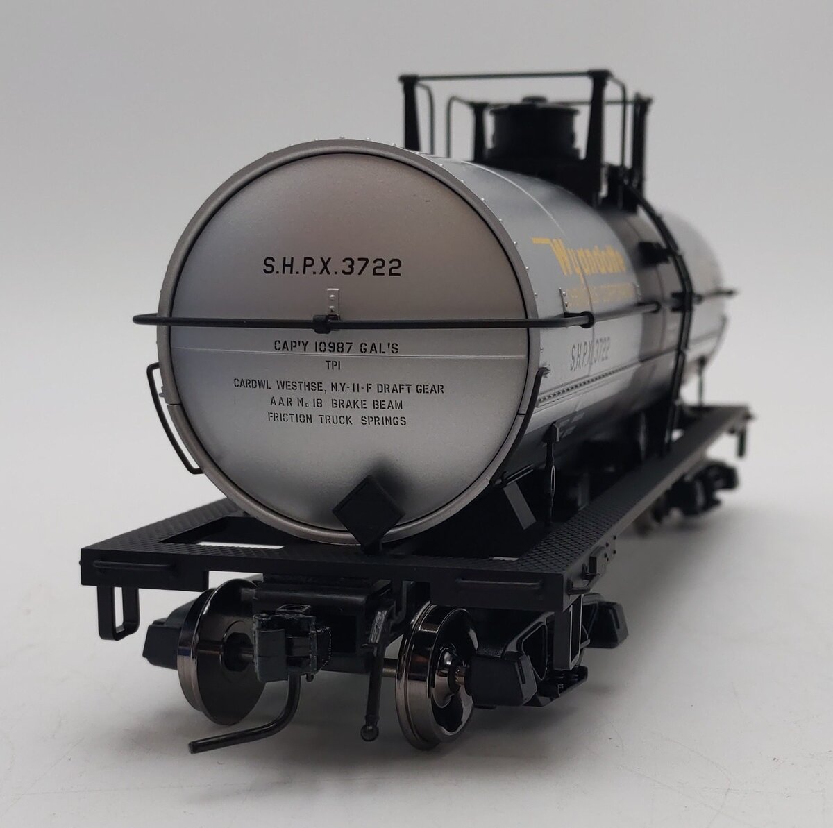 Atlas 9226-4 O Scale Wyandotte 11,000 Gallon Tank Car #3722 (2 Rail) LN/Box