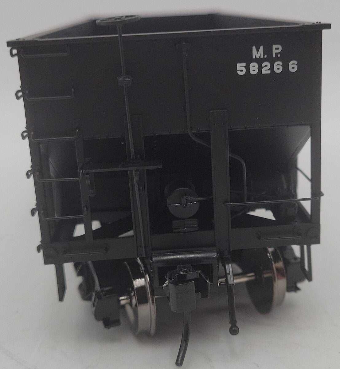 Atlas 9497 O Scale 2 Rail MP 55-Ton Coal Hopper #58266 EX/Box