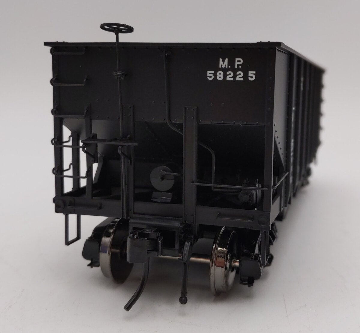 Atlas 9497 O Scale Missouri Pacific 55-Ton Coal Hopper #58225 (2 Rail) LN/Box
