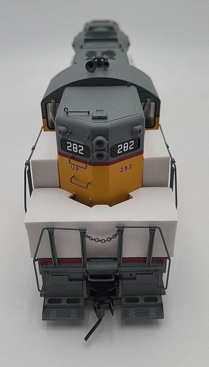 Atlas 2411-2 O Scale Union Pacific Diesel Locomotive #282 2-Rail EX/Box