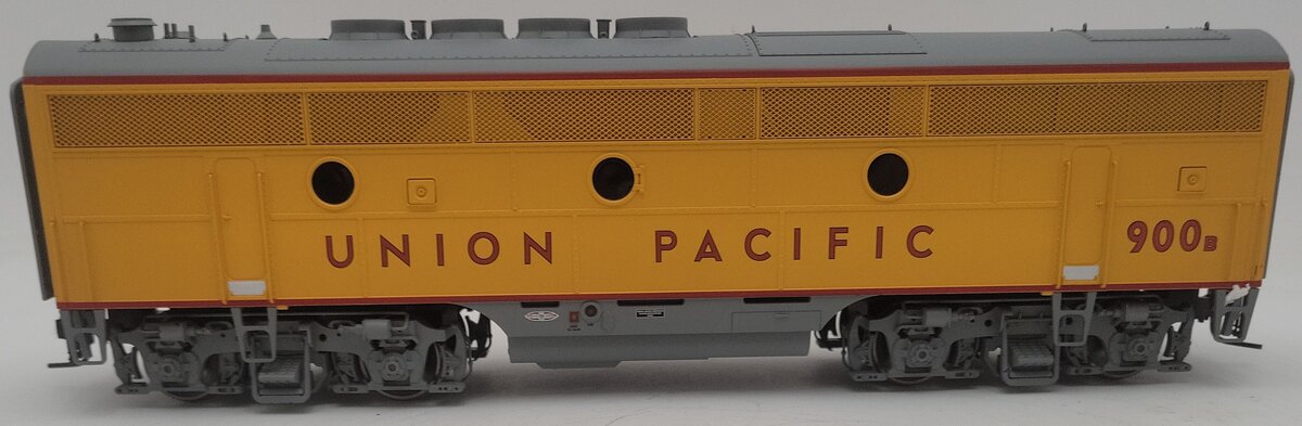 Atlas 3650-1 O UP Powered F3B Phase 2 Diesel Locomotive w/TMCC #900B (2-Rail) EX/Box