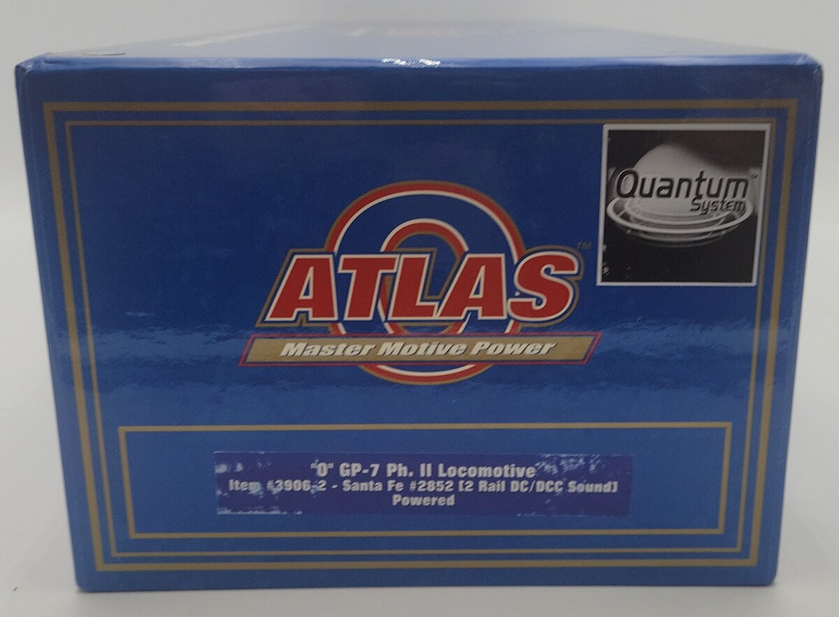Atlas 3906-2 O Santa Fe GP-7 Phase II Diesel Locomotive #2852 w/ DCC (2 Rail) EX/Box
