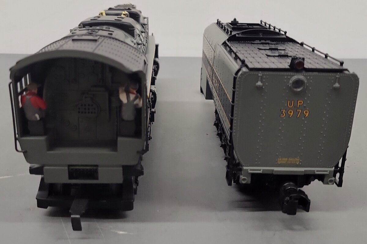 MTH 30-1542-1 Union Pacific 4-6-6-4 Imperial Challenger Steam Engine w/PS2 #3979 EX/Box