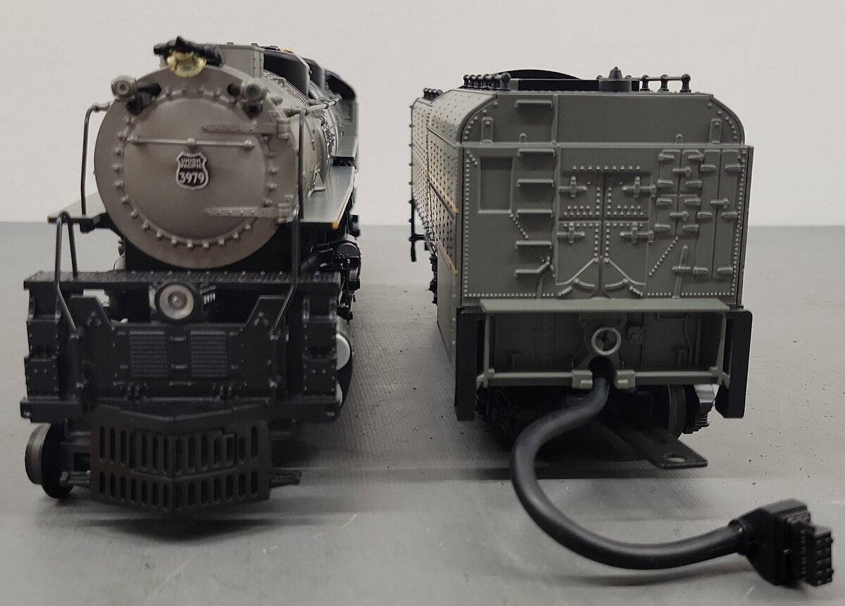 MTH 30-1542-1 Union Pacific 4-6-6-4 Imperial Challenger Steam Engine w/PS2 #3979 EX/Box