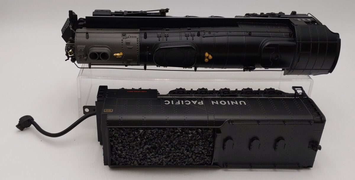 MTH 30-1482-1 Union Pacific O Gauge 4-8-4 FEF Northern Steam Engine w/PS2 #835 LN/Box