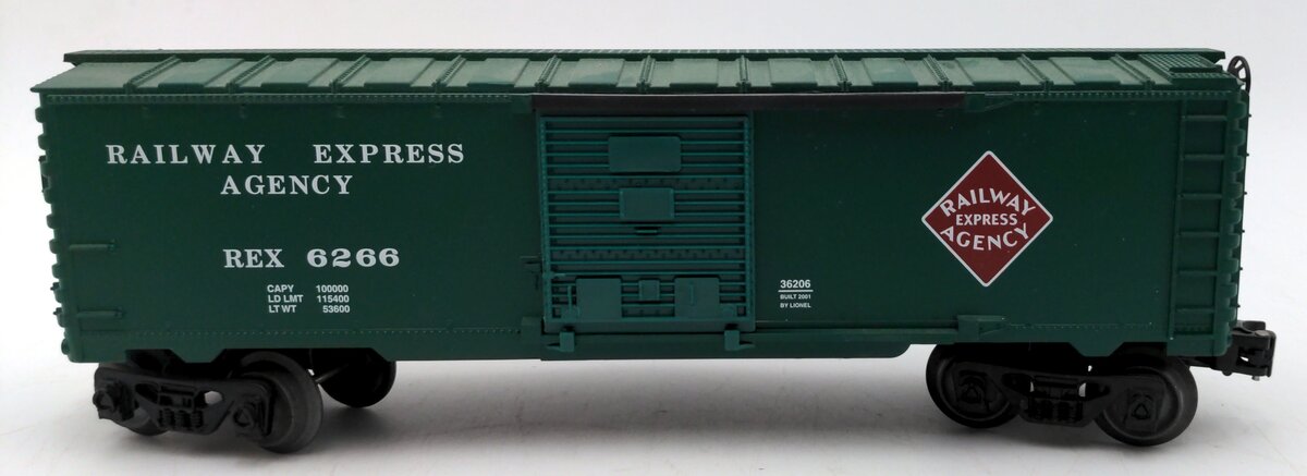 Lionel 6-36206 O Gauge Railway Express Agency Boxcar #6266 NIB