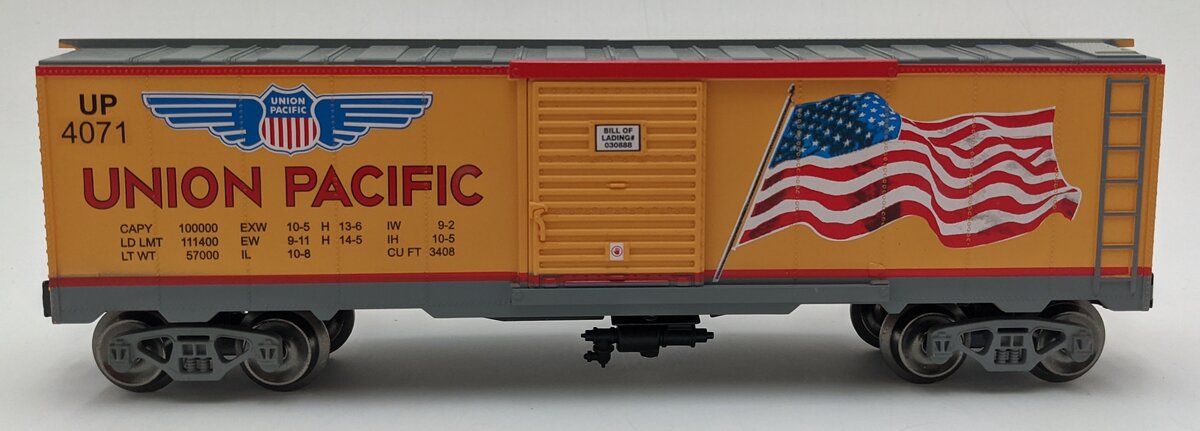 Menards 275-9334 O Gauge Union Pacific Single-Door Boxcar #4071 LN