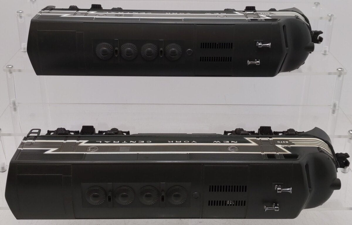 Lionel 6-8370 O Gauge New York Central F3 AA Diesel Locomotives #8372/#8370 EX/Box