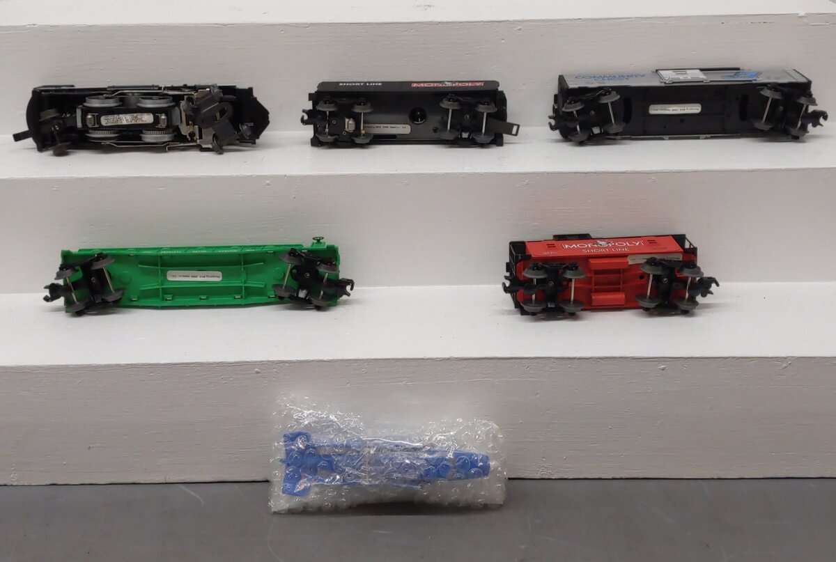 Lionel 6-52218 O Scale Monopoly 4-4-2 Steam Freight Train Set LN/Box