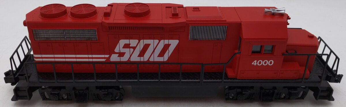 Lionel 6-18825 O Gauge Soo Line GP-38-2 Diesel Locomotive #4000 LN/Box