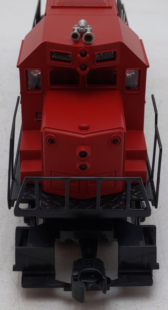 Lionel 6-18825 O Gauge Soo Line GP-38-2 Diesel Locomotive #4000 LN/Box