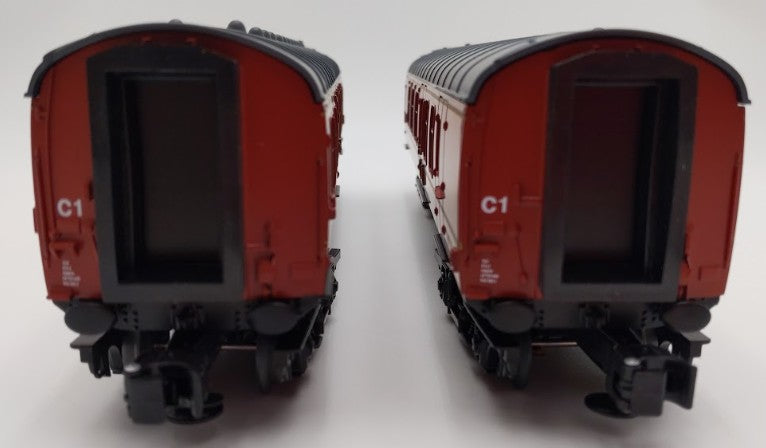 Lionel 7-11142 O Gauge Hogwarts Express Passenger Car Add-On 2-Pack EX/Box
