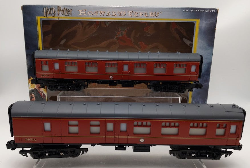 Lionel 7-11142 O Gauge Hogwarts Express Passenger Car Add-On 2-Pack EX/Box
