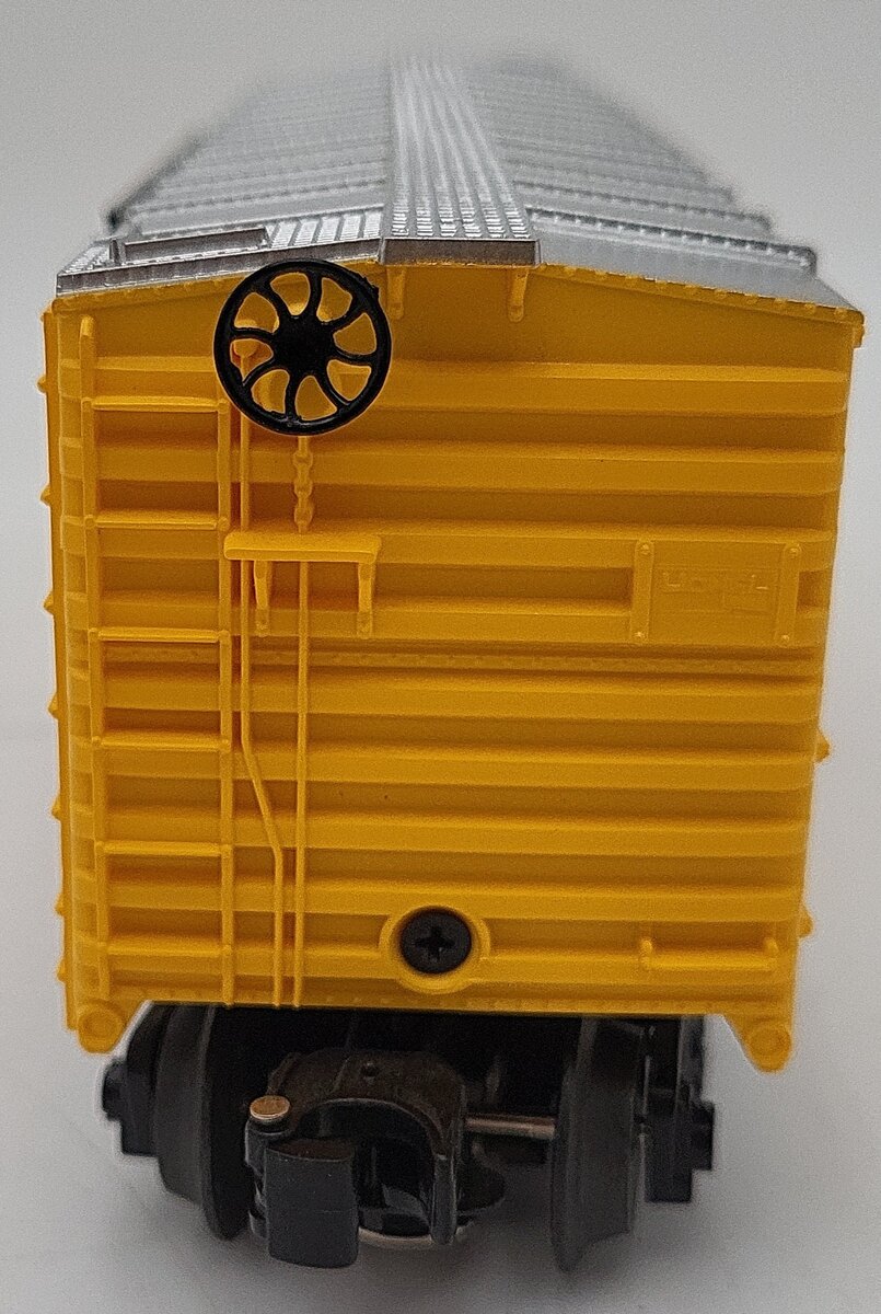 Lionel 6-16632 Burlington Northern Boxcar with Railsounds EX/Box