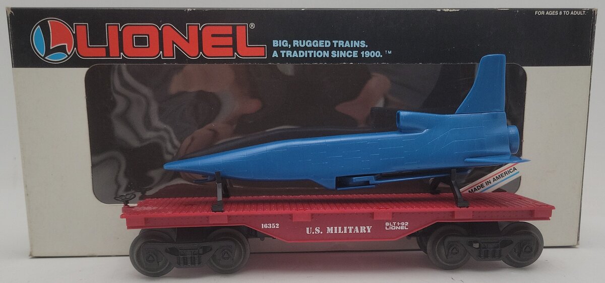 Lionel 6-16352 O Gauge US Military Flatcar w/ Cruise Missile #16352 EX/Box
