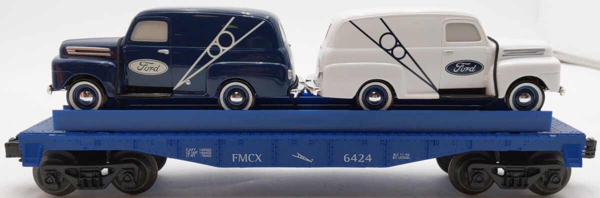 Lionel 6-16985 O Gauge Eastwood Automobilia Flatcar w/ Ford Panel Trucks #6424 EX/Box