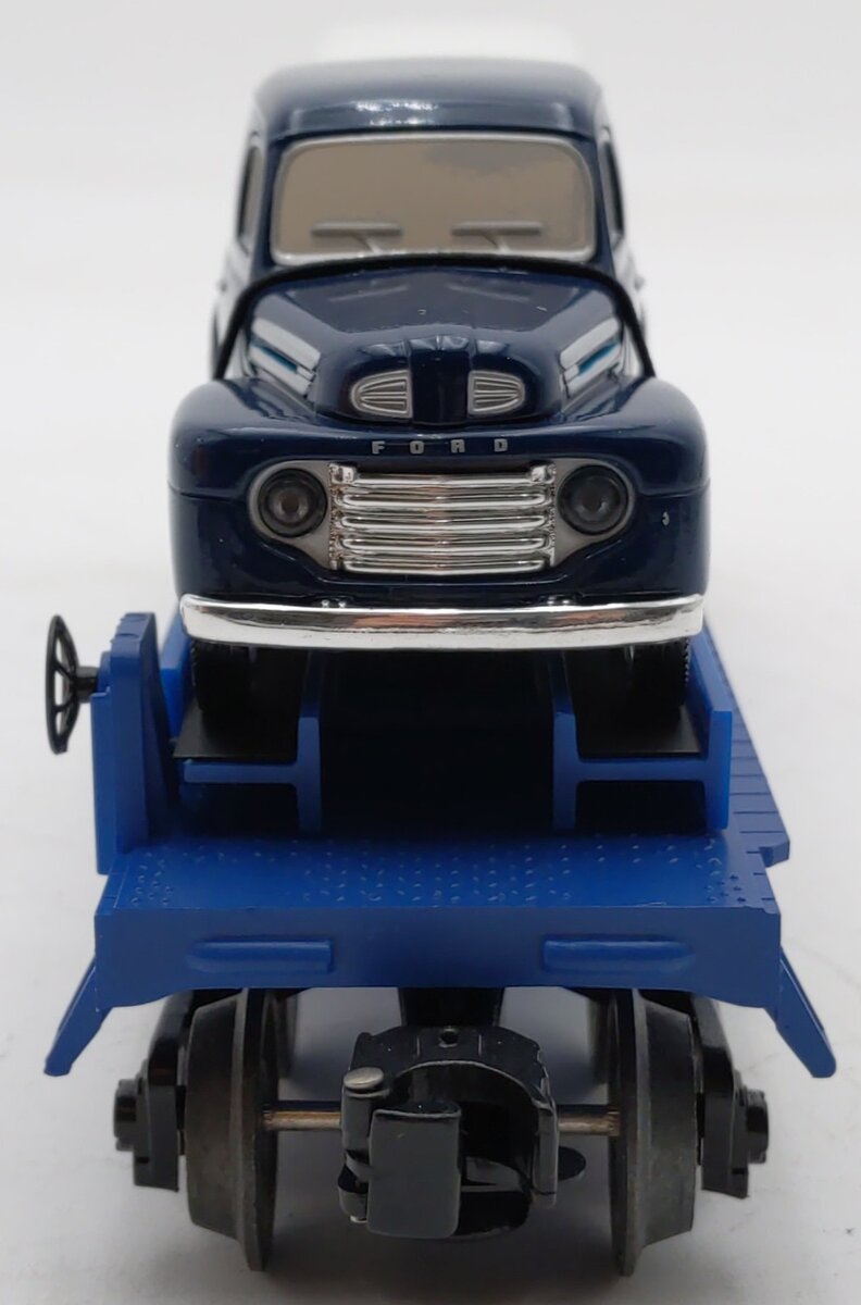Lionel 6-16985 O Gauge Eastwood Automobilia Flatcar w/ Ford Panel Trucks #6424 EX/Box