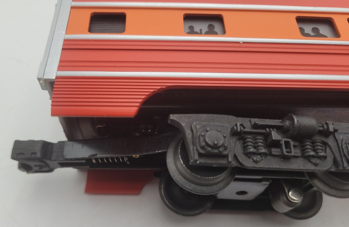 Lionel 6-9591 O Gauge Southern Pacific Daylight Aluminum Passenger Car EX/Box