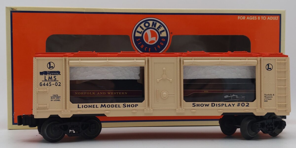 Lionel 6-19675 Lionel Model Shop Display Car with N&W J Class 600 Loco LN/Box