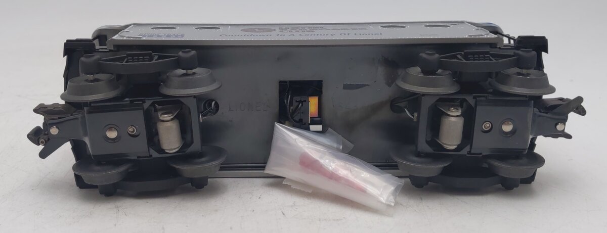 Lionel 6-19774 O Gauge Railroader Club Inside Track Porthole Caboose #1999 EX/Box