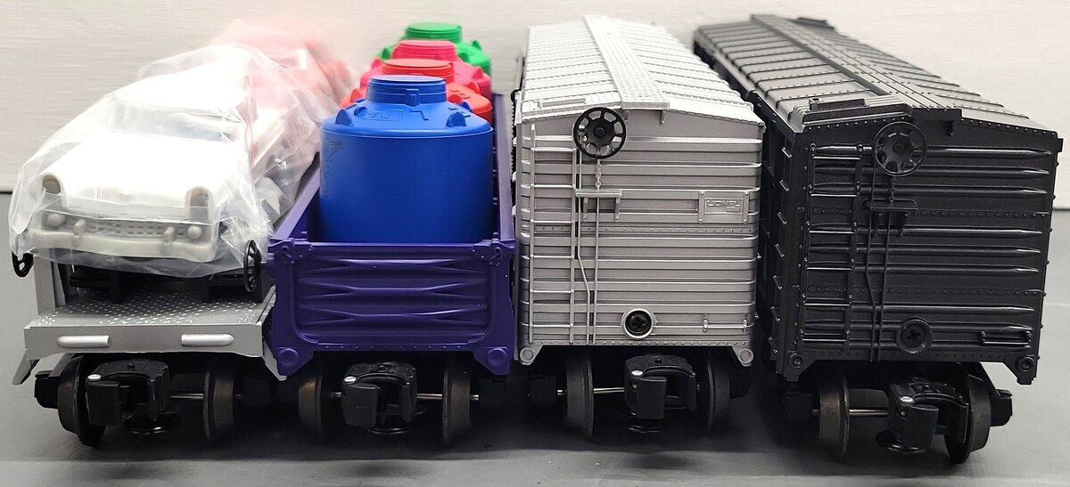 Lionel 6-52181 O Gauge Monopoly Set Two Freight Car 4-Pack EX/Box