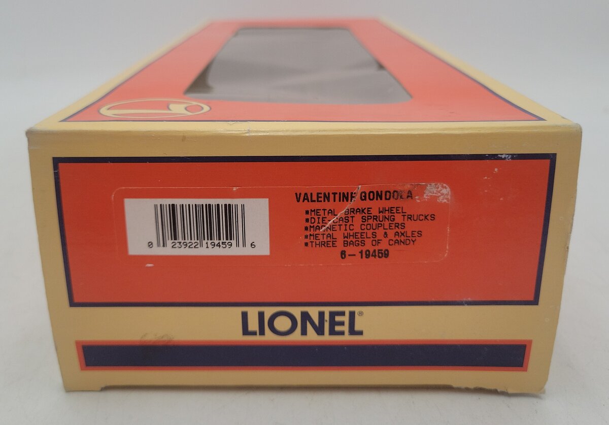 Lionel 6-19459 O Gauge Valentine Gondola w/Candy LN/Box