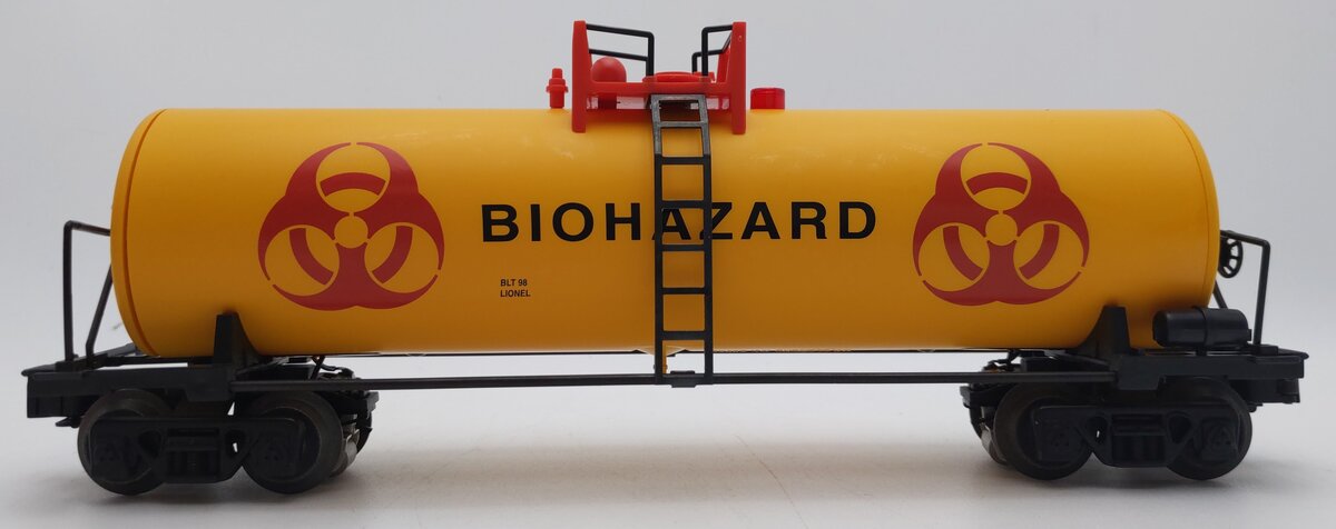 Lionel 6-16181 O Gauge Biohazard Tank Car With Lights LN/Box