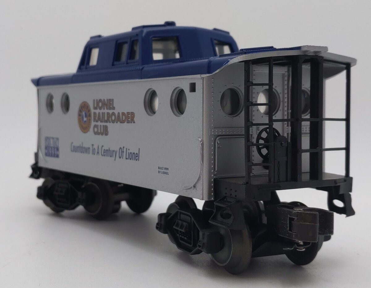 Lionel 6-19774 O Gauge Railroader Club Inside Track Porthole Caboose #1999 EX/Box