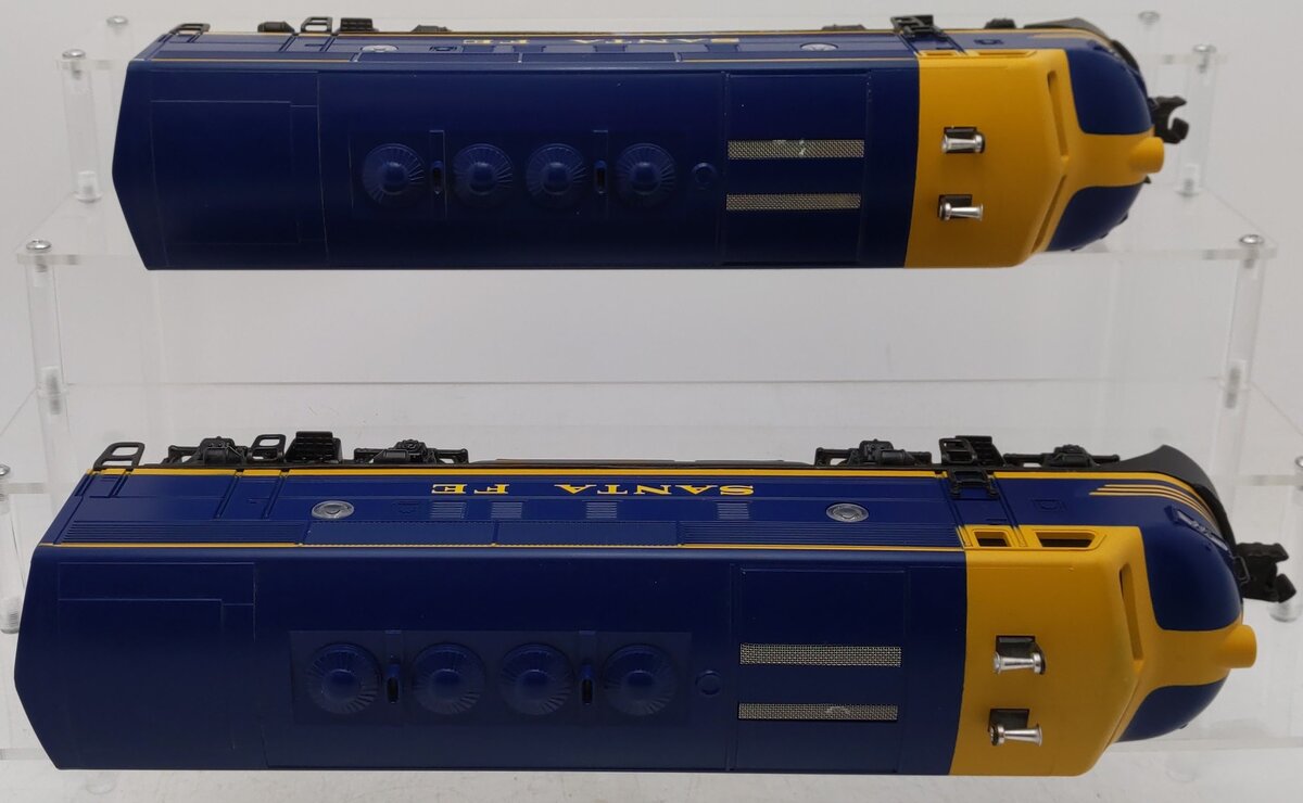 Lionel 6-18117 O Gauge Santa Fe Blue/Yellow F3 AA Diesel Set EX/Box