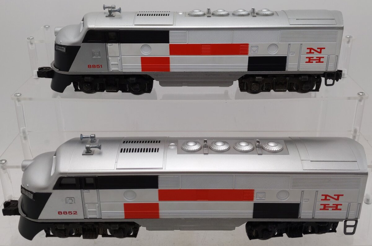 Lionel 6-8851 O Gauge New Haven F3 AA Diesel Locomotive Set #8851/8852 EX/Box