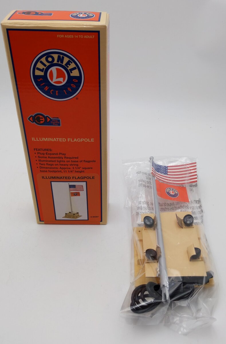 Lionel 6-84307 O Lionel Illuminated Flagpole with Flag NIB