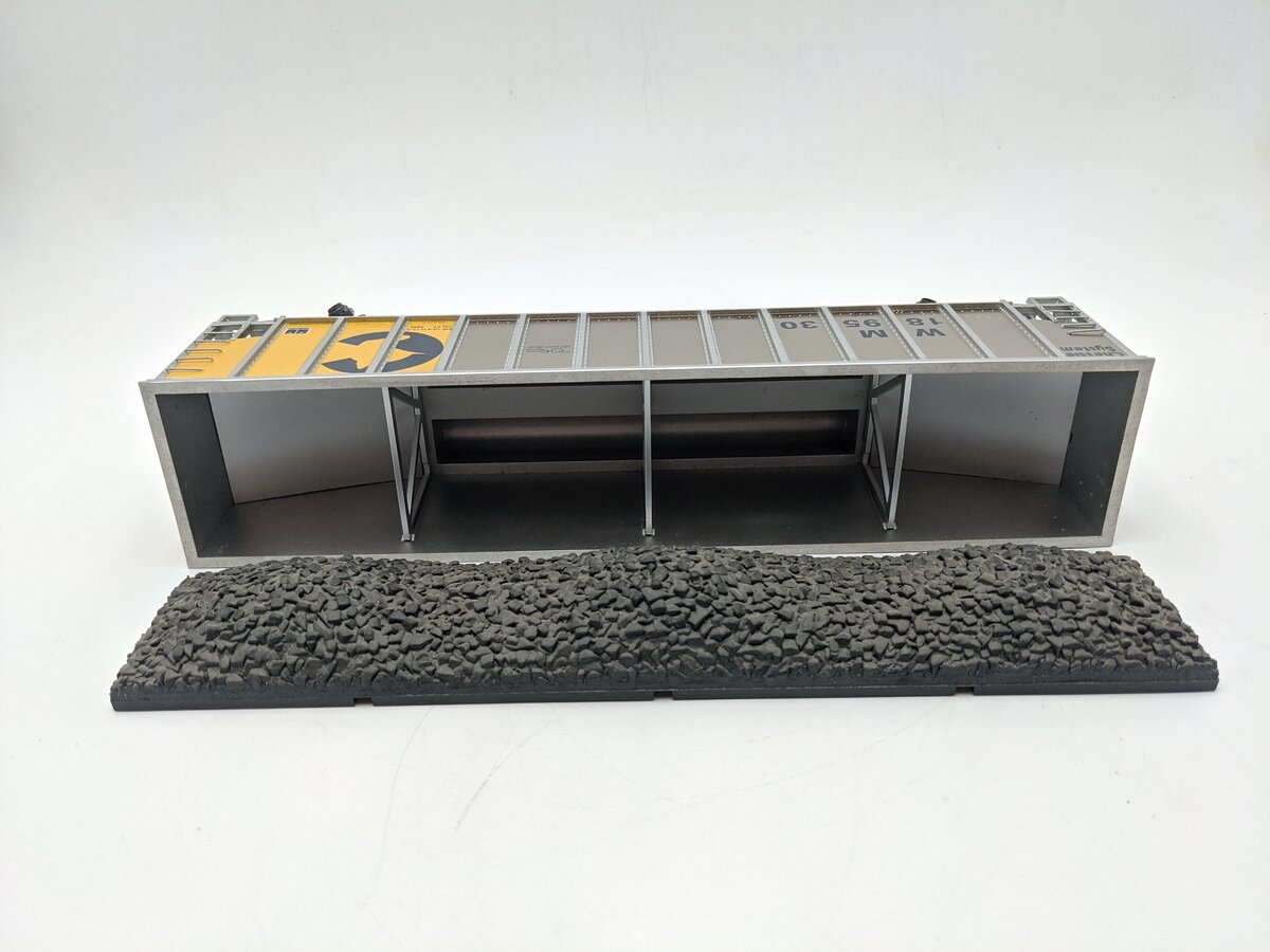 MTH 20-97910 O Scale Coalporter Hopper Car W/ Coal Load EX