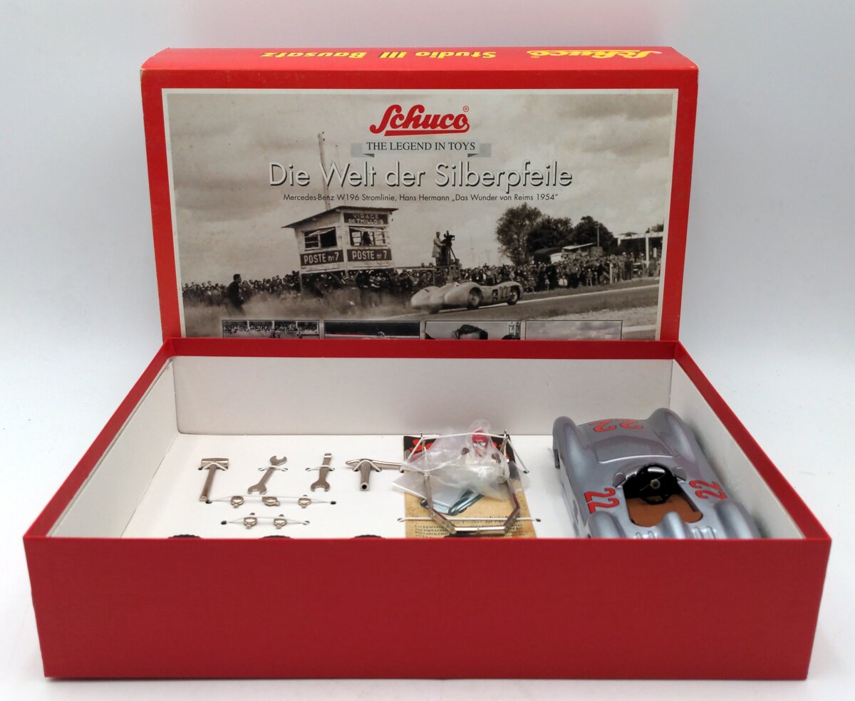 Schuco 01646 Tin-Lithograph Studio III Bausatz Wind-Up Car Kit NIB