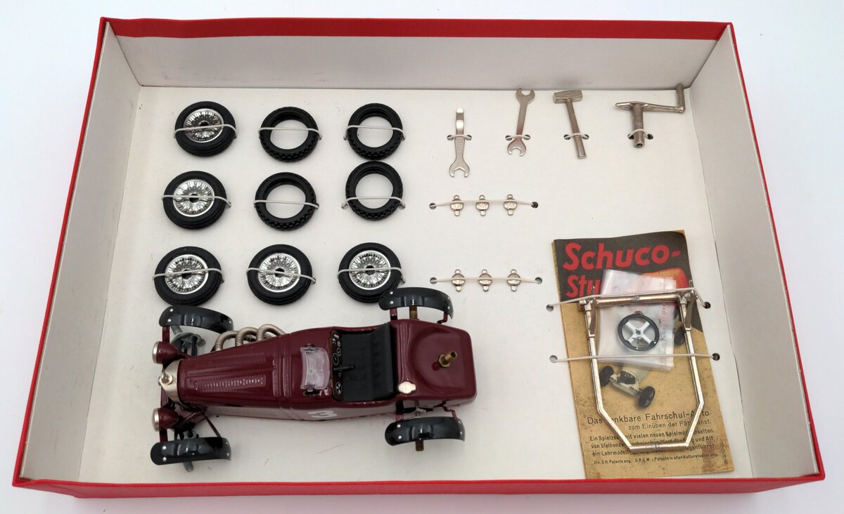 Schuco 06004  Studio V Bausatz Mercedes Benz VG/Box
