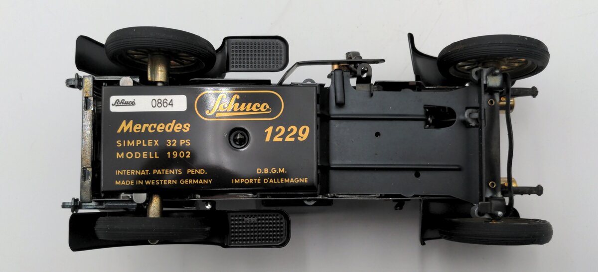 Schuco 01132 1:18 Scale Tin Lithopgraph 1997 Mercedes Simplex Weihnachten EX/Box