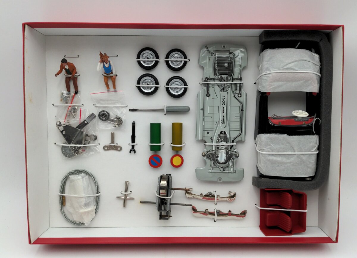Schuco 01876 1:18 Scale Diecast MontageKasten Mercedes-Benz 190 SL Kit MT/Box