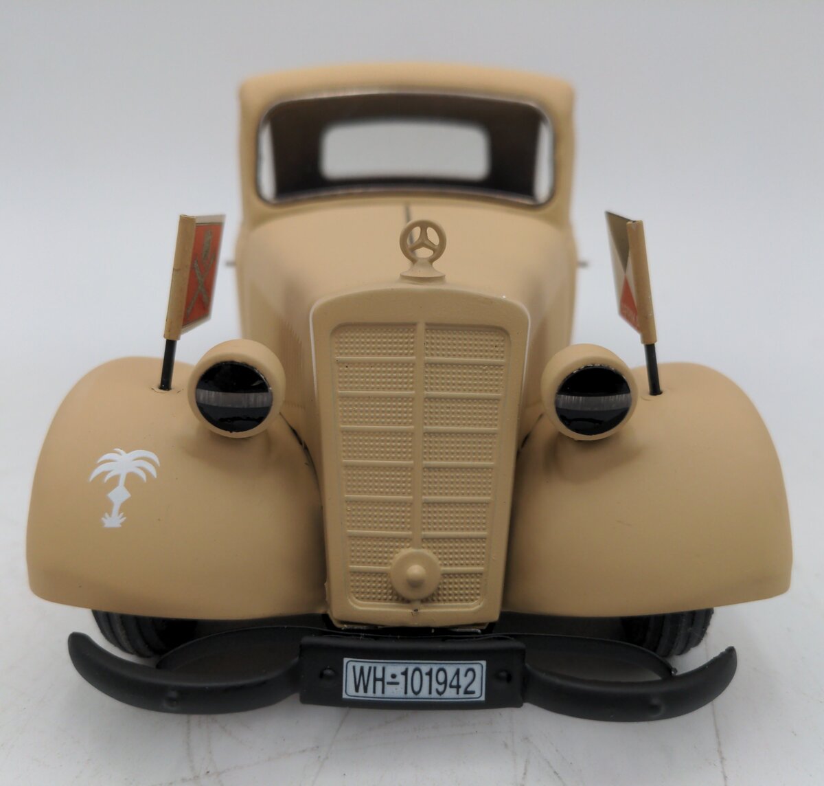 Schuco 00052 1:18 Scale Mercedes 170V Limosine WustenFuchs EX/Box