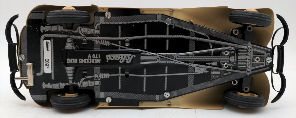 Schuco 00052 1:18 Scale Mercedes 170V Limosine WustenFuchs EX/Box
