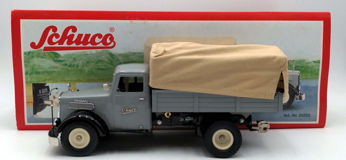 Schuco 00202 1:18 Scale Diecast Kipp Lastwagen mit Plane NIB