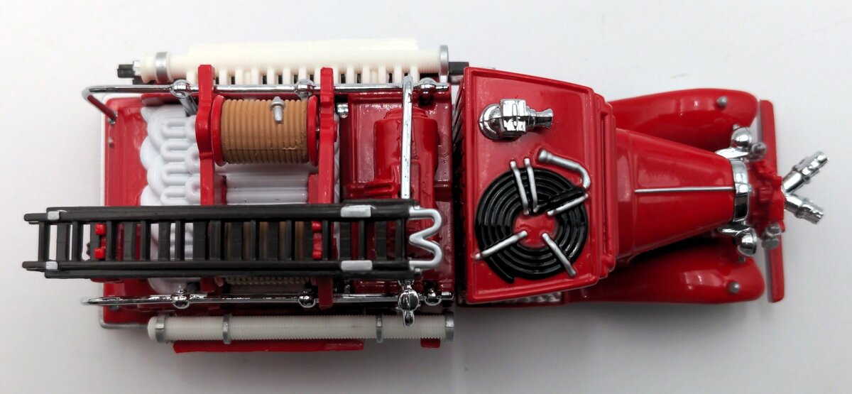 Matchbox YFE06-M 1:43 Scale Diecast 1932 Ford AA Fire Engine NIB