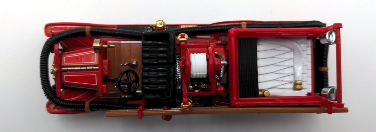 Matchbox YFE22-M 1:43 Scale Diecast 1916 Ford Model T Fire Engine NIB