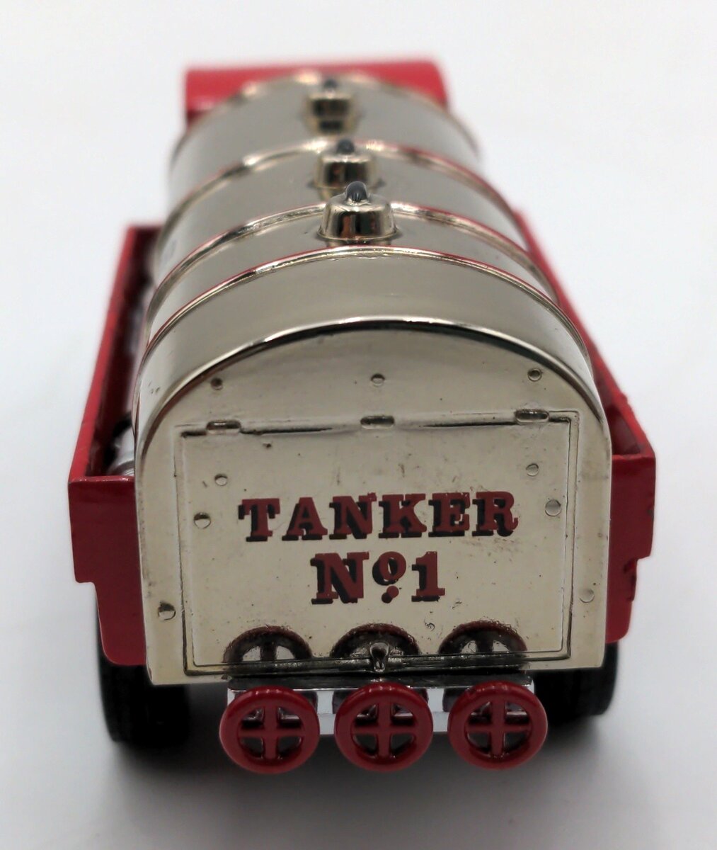 Matchbox YFE11-M 1:43 Scale Diecast 1923 Mack AC Water Tanker EX/Box