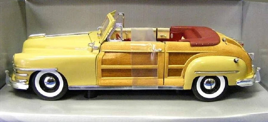 Motor City 5003 1:18 Scale Diecast 1948 Chrysler Town & Country NIB