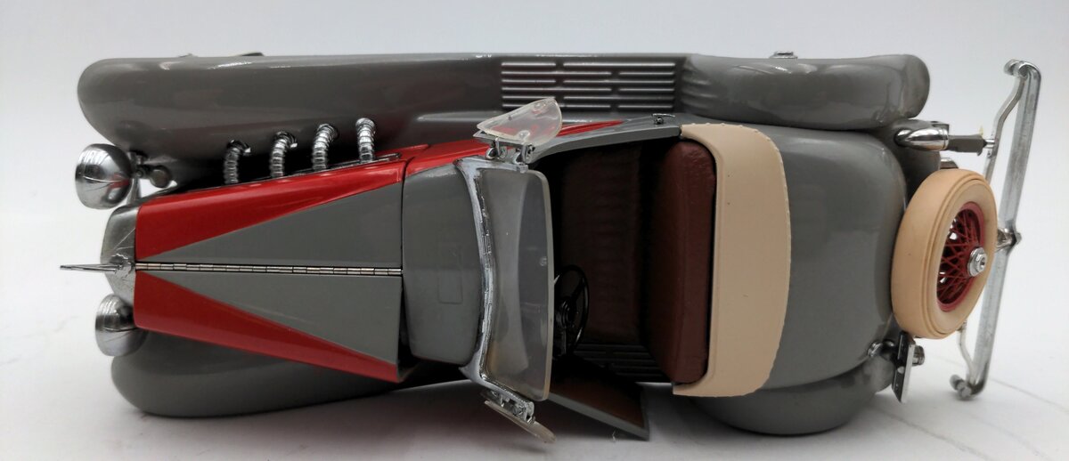 Danbury Mint 1935 1:24 Duesenberg SSJ VG