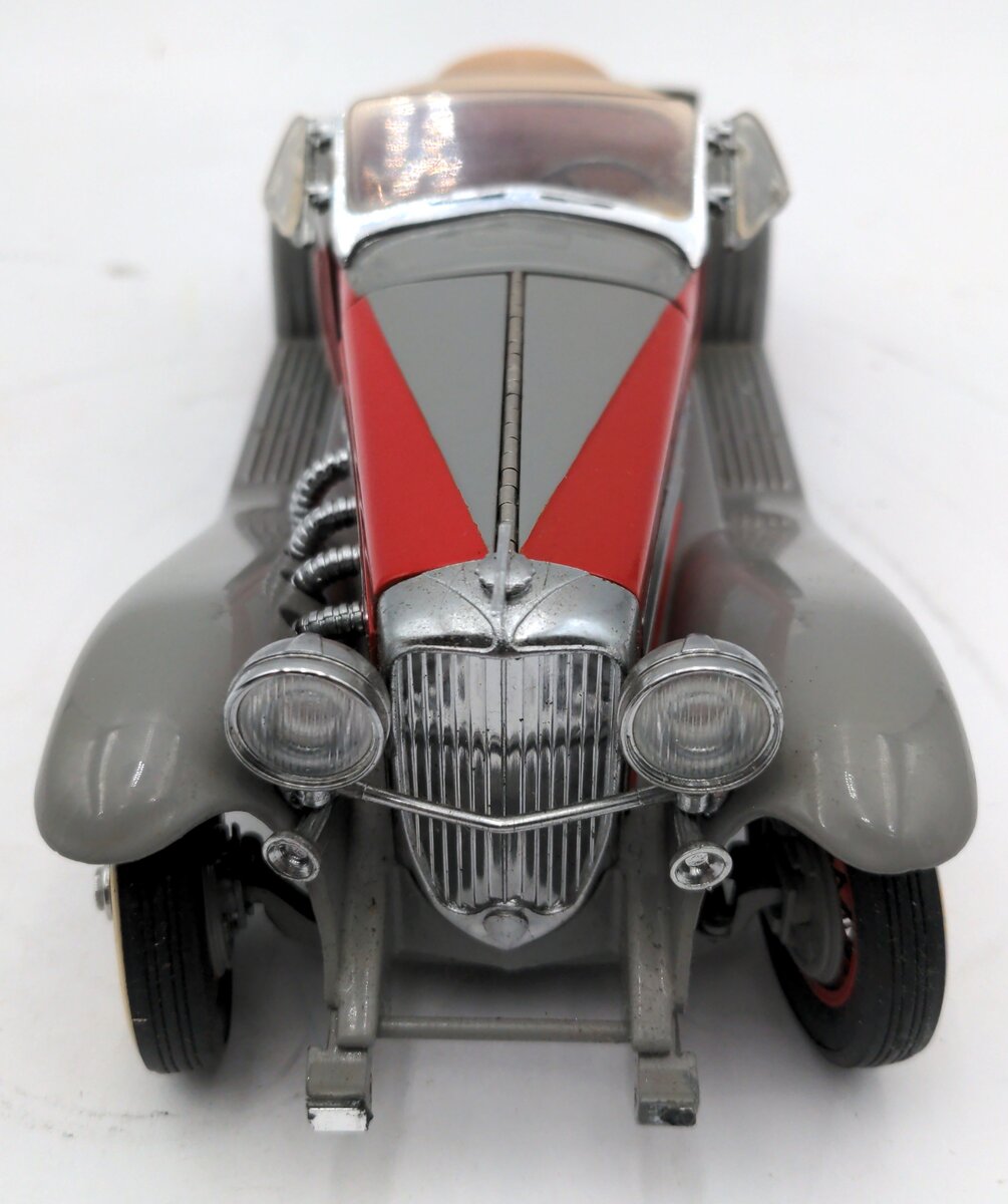 Danbury Mint 1935 1:24 Duesenberg SSJ VG