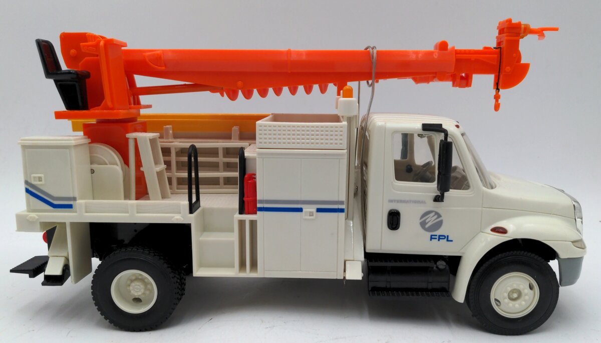 DG Productions FPL Electrical Boom Truck EX