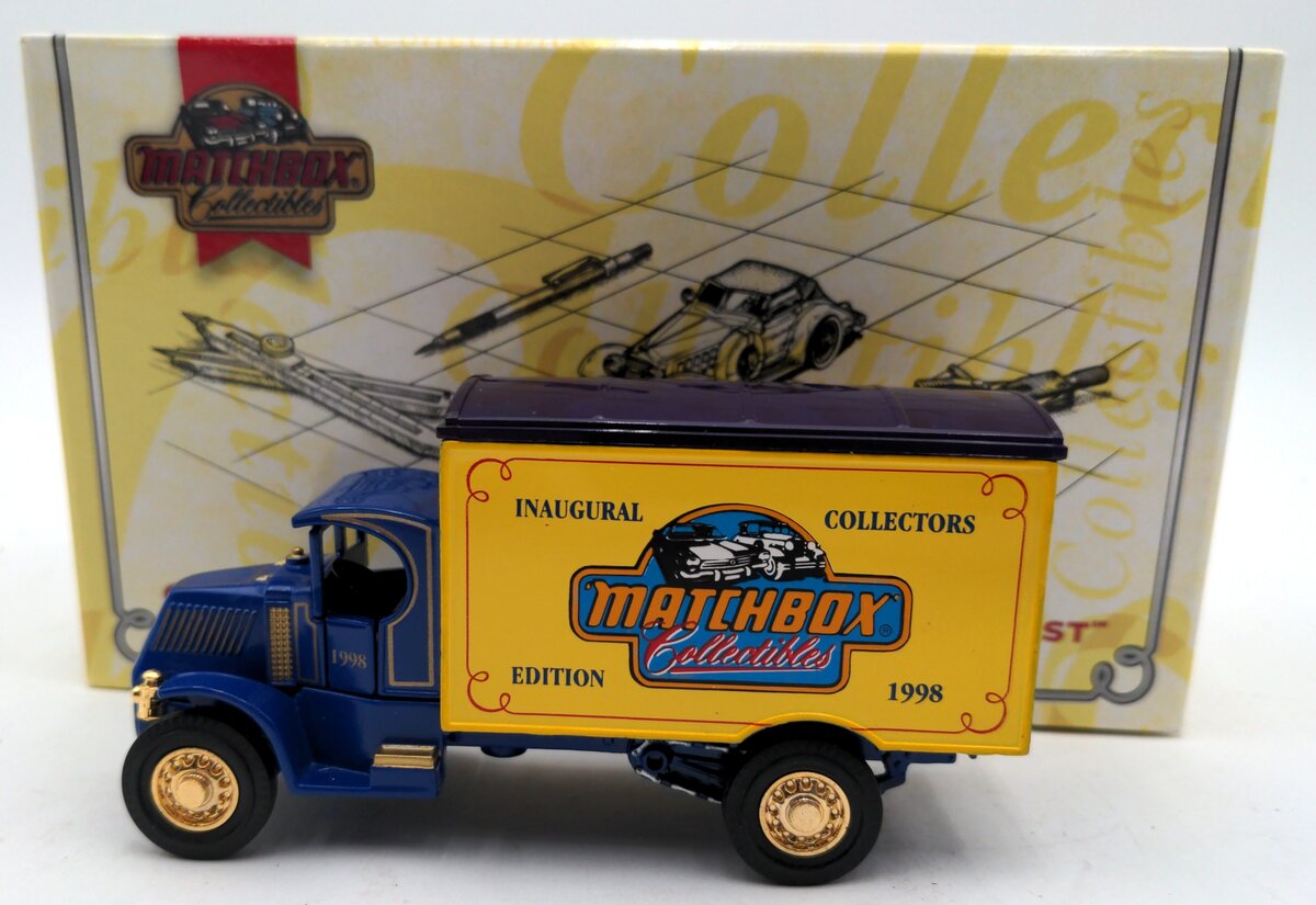 Matchbox YY052/B-M 1995 Collectibles Collector's Guild 1920 Mack AC Box Truck LN/Box
