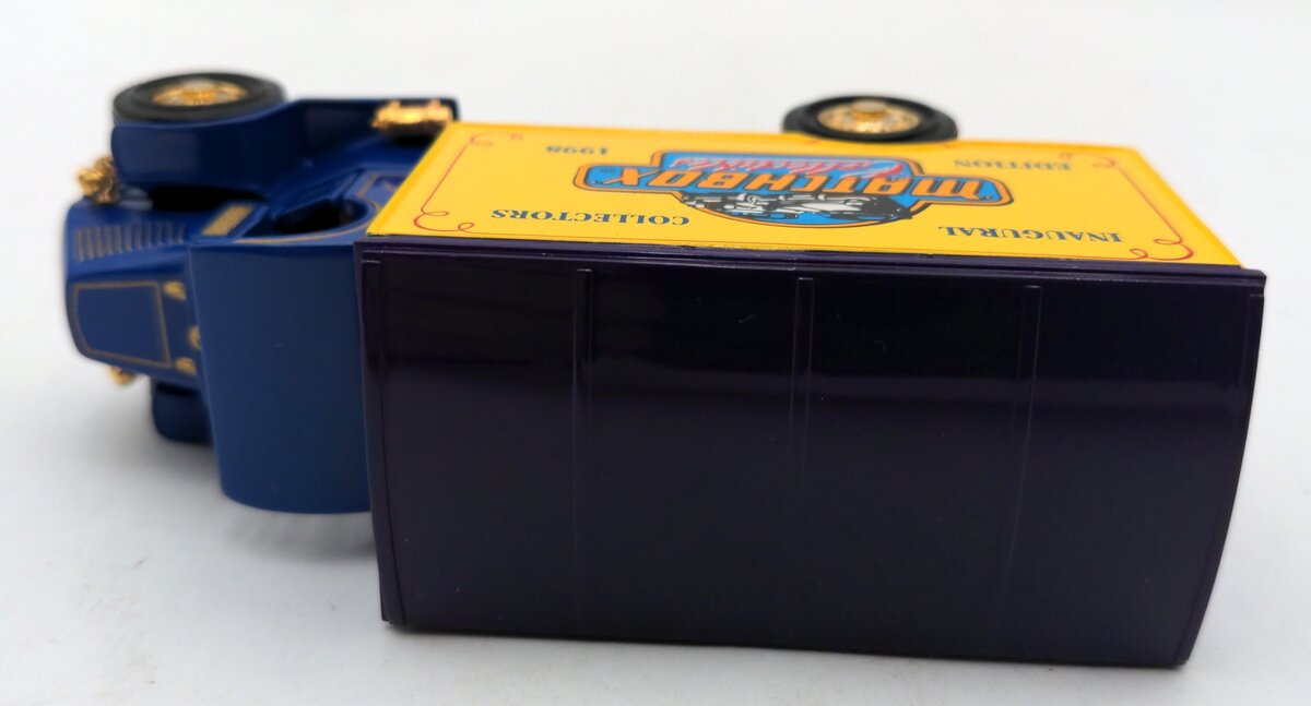 Matchbox YY052/B-M 1995 Collectibles Collector's Guild 1920 Mack AC Box Truck LN/Box